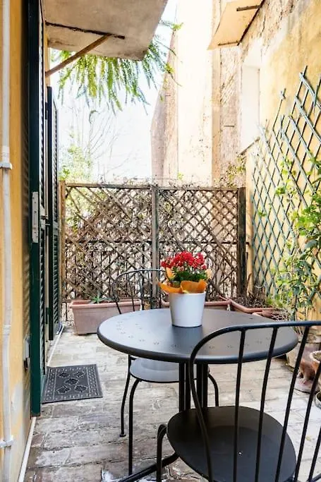 Apartment Delizioso Appartamento A Trastevere Rome